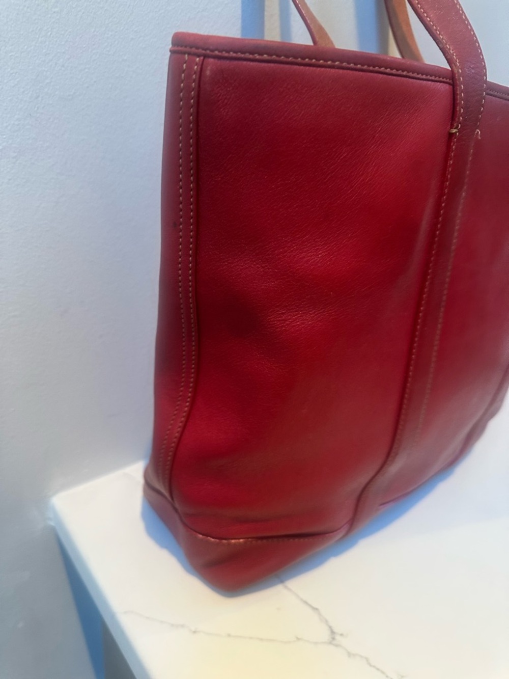 Coach Vintage 2003 Hampton Leatherware with Bullseye logo on creed. Leather Tote - Picture 5 of 14